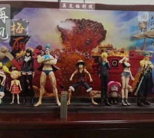 SET DE 11 FIGURAS + BARCO GOING MERRY